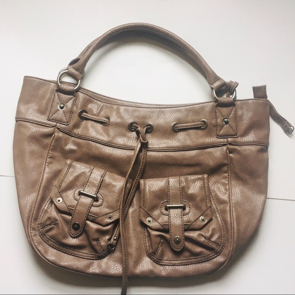 Nine West Vintage America hand bag.